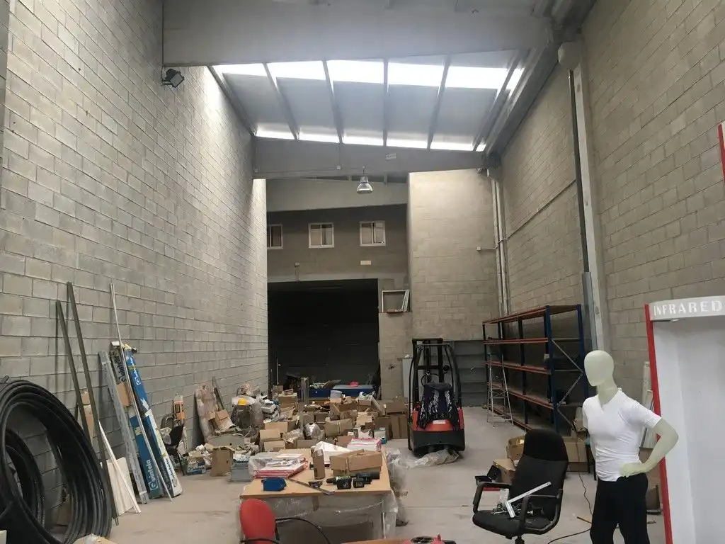 Industrial building for sale in O Milladoiro, imagen 4