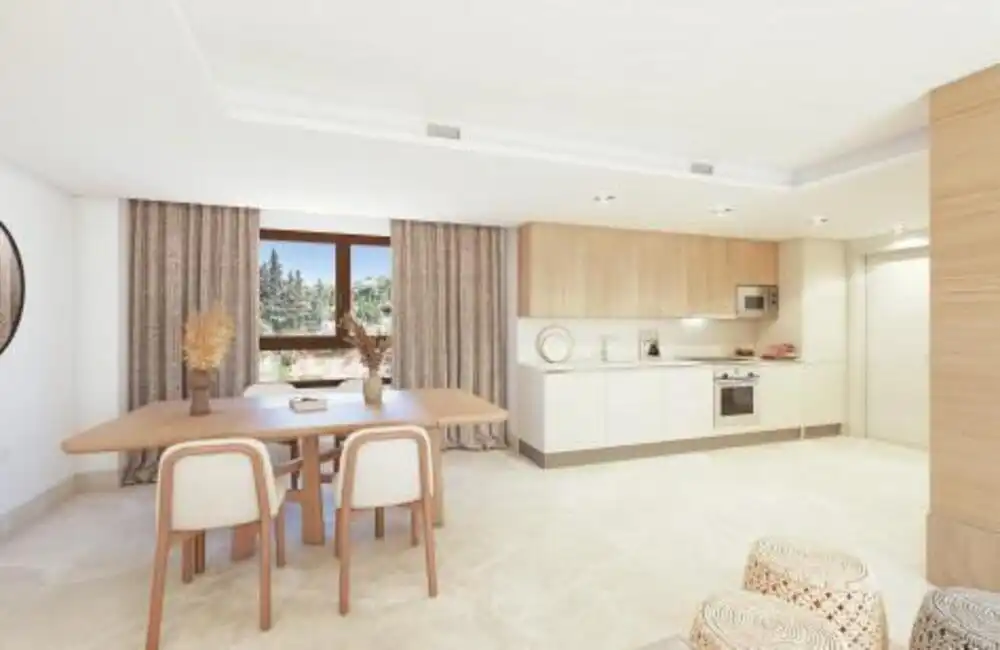 Apartamento con ascensor en venta en Benahavís pueblo, imagen 3