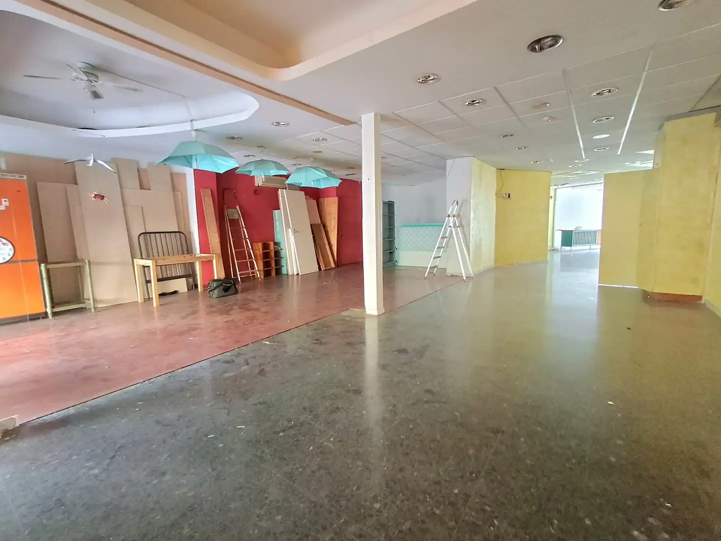 Local en venta en Carrer de Marcelino Menéndez Pelayo, 6, Centre