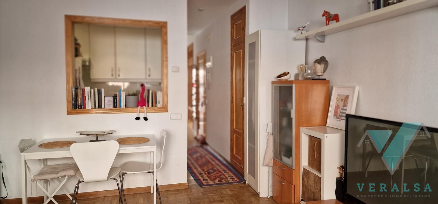 Cocina de Piso en venta en  Madrid Capital con Aire acondicionado, Calefacción y Jardín privado
