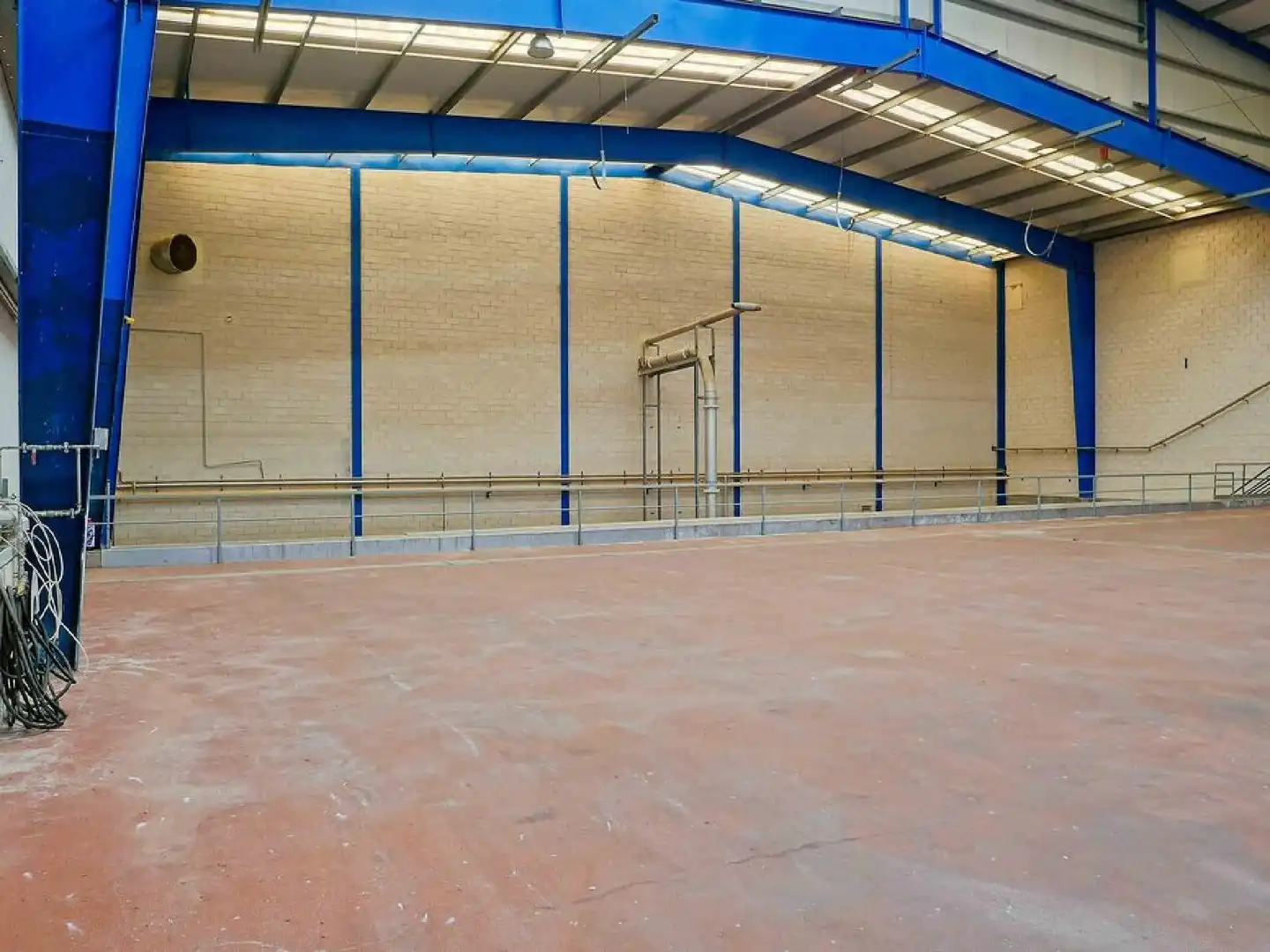 Vista exterior de Nave industrial en venta en Tarancón