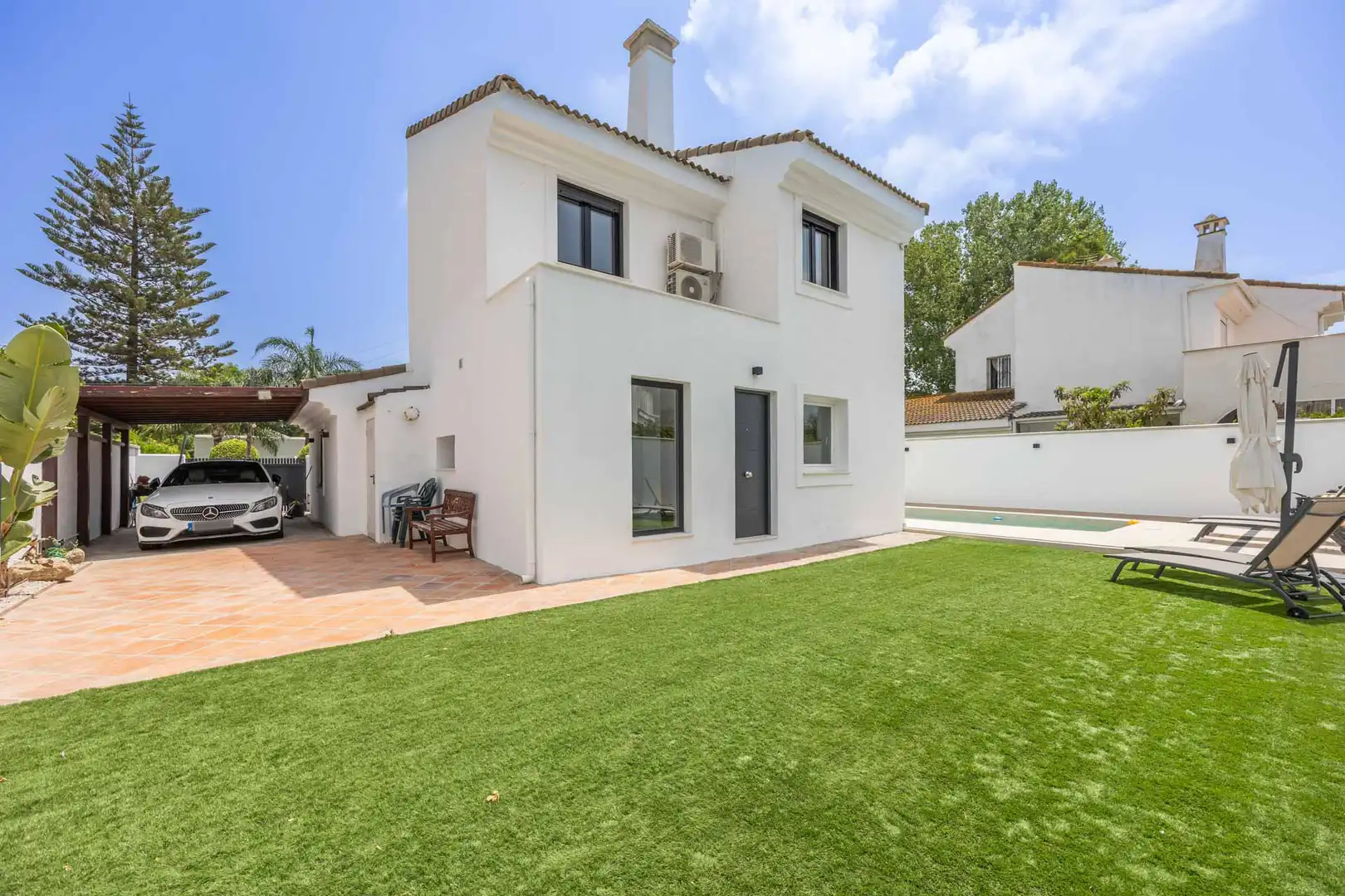 Chalet con piscina en venta en Los Barrios, imagen 6