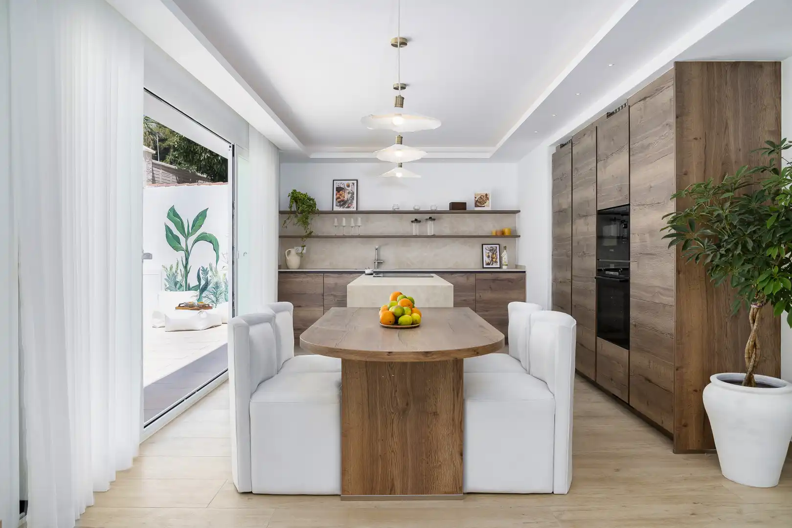 Cocina de Casa o chalet en venta en Marbella con Aire acondicionado, Jardín privado y Terraza