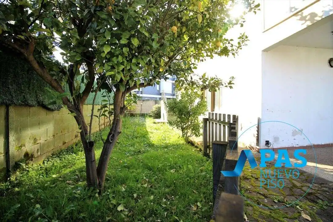 Garden of Houses for sale in Noja  with Heating, Private garden and Storage room