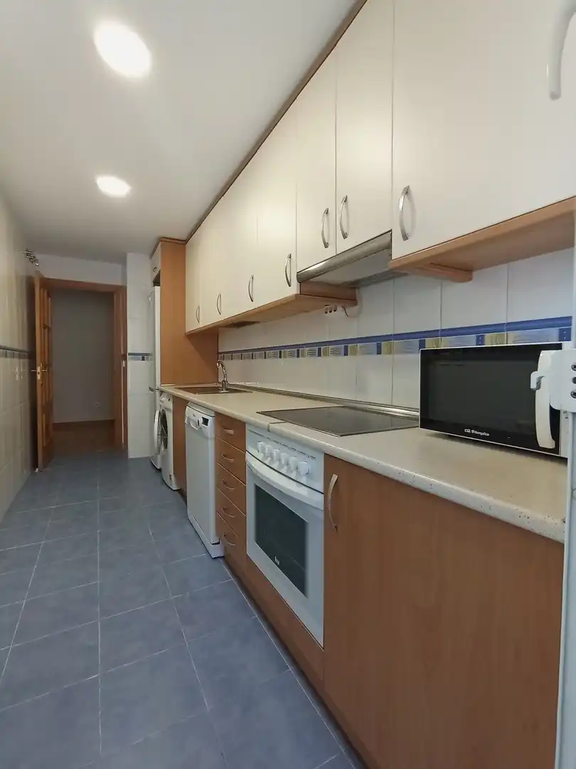 Küche von Wohnung zur Miete in Parla mit Heizung, Parkett und Ofen