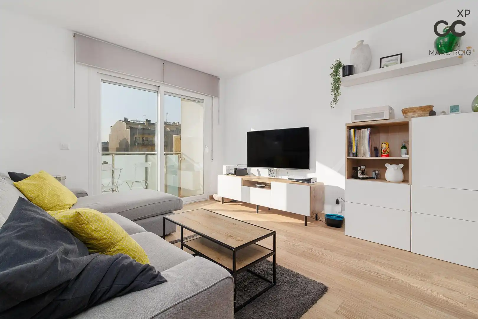 Sala de estar de Dúplex en venta en Figueres con Aire acondicionado, Calefacción y Parquet
