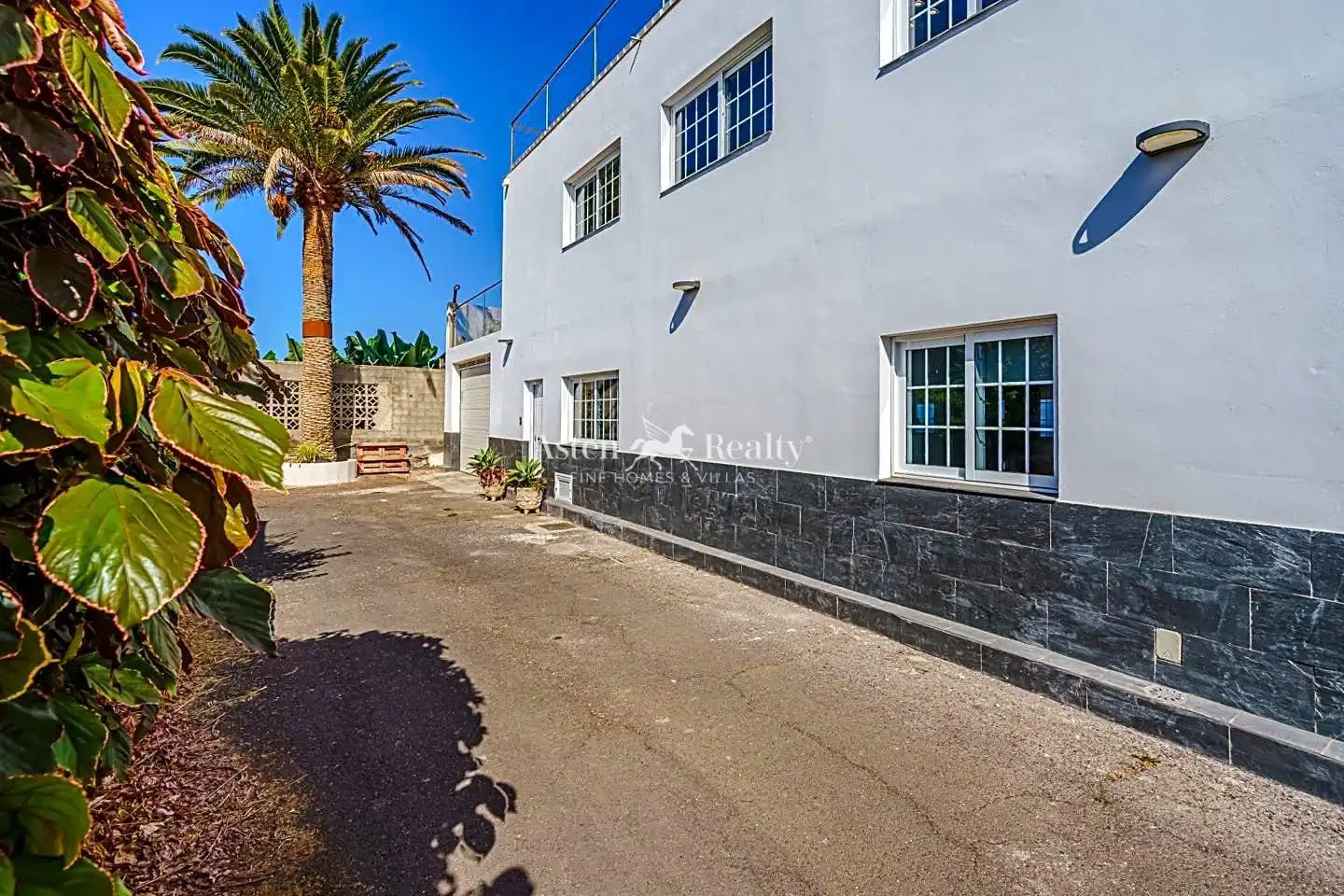 Vista exterior de Terreno en venta en Santiago del Teide