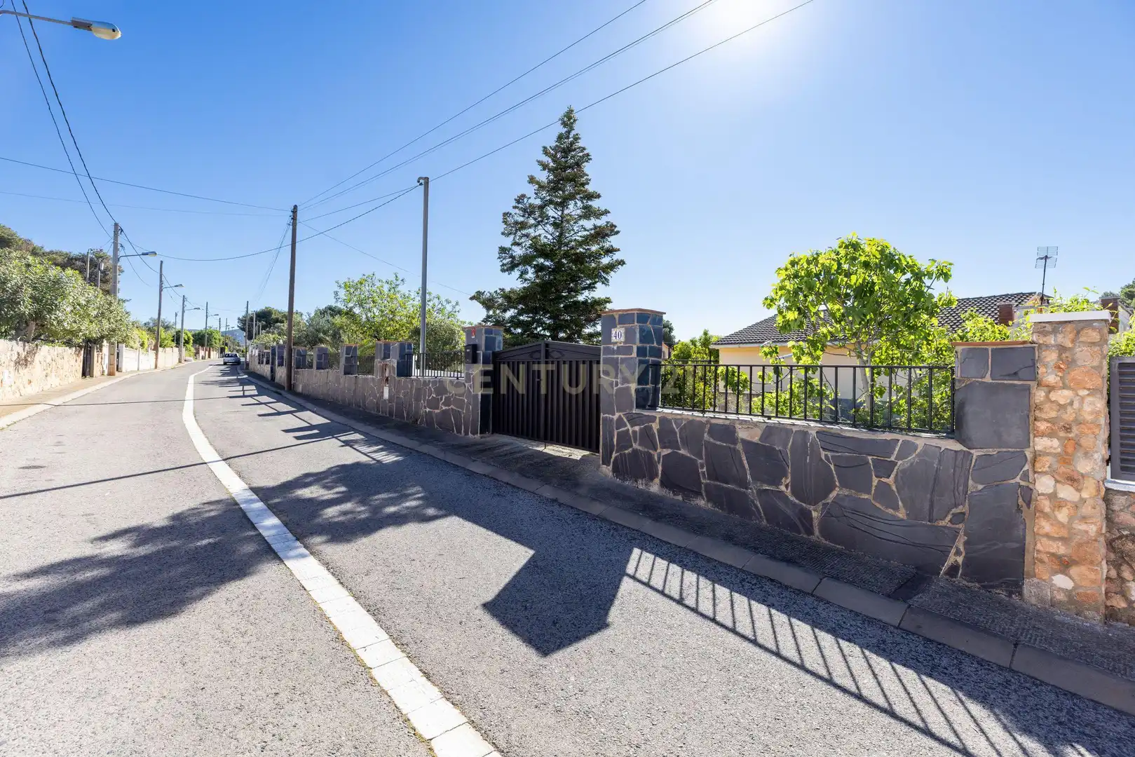 Vista exterior de Casa o xalet en venda en El Montmell amb Jardí privat i Traster