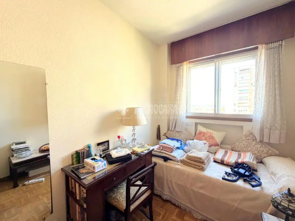 Schlafzimmer von Wohnung zum Verkauf in Madrid mit Heizung, Privatgarten und Schwimmbad