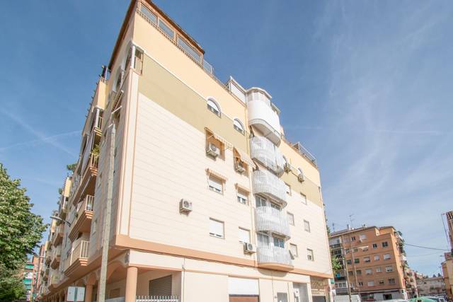 Garaje en Venta en Barrio de Zaidín