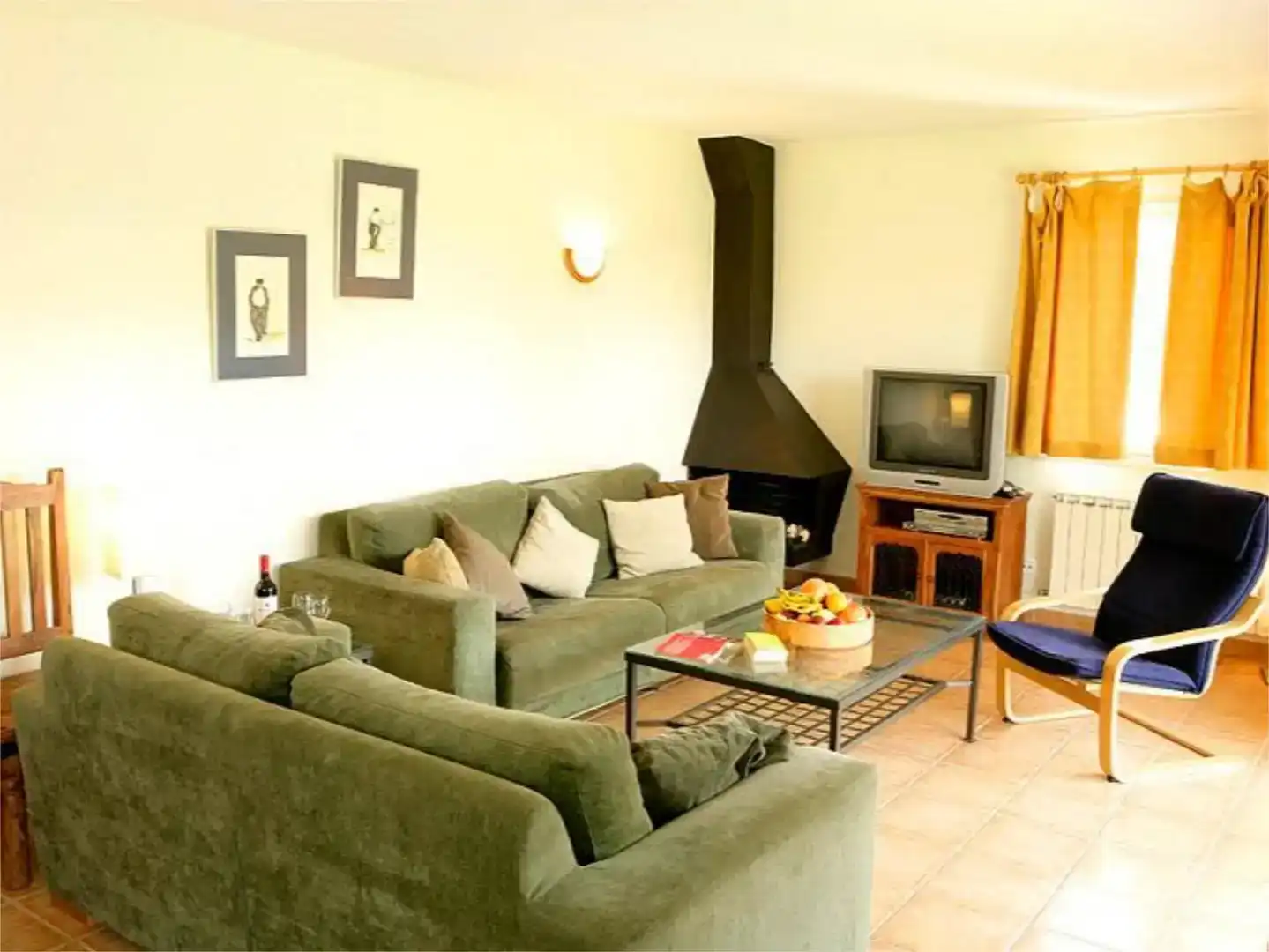 Sala d'estar de Casa o xalet de lloguer en Palafrugell amb Aire condicionat, Jardí privat i Traster
