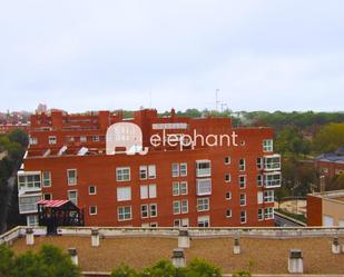 Exterior view of Apartment to rent in  Madrid Capital  with Heating and Terrace