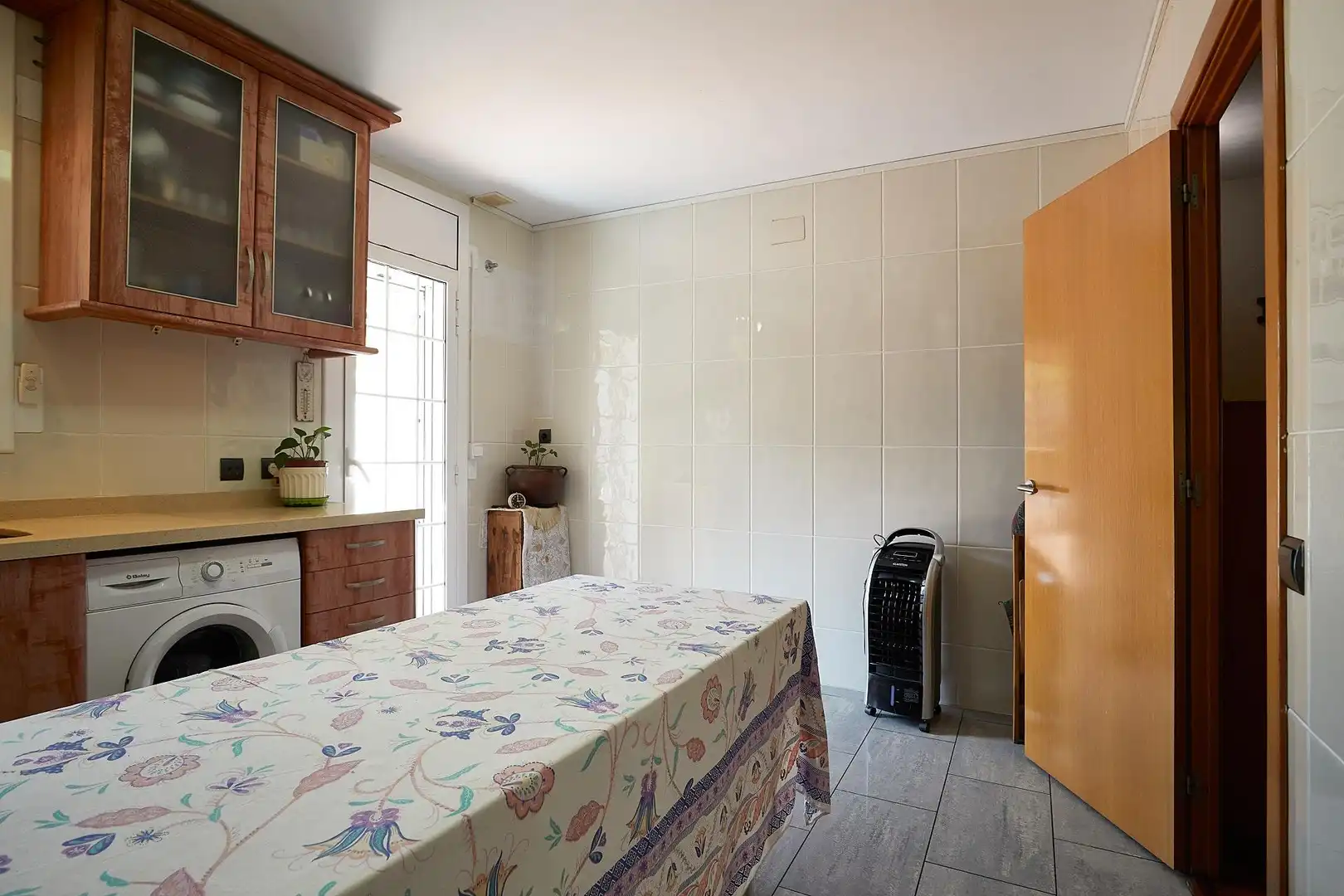 Kitchen of Houses for sale in Castelldefels  with Air Conditioner, Heating and Private garden