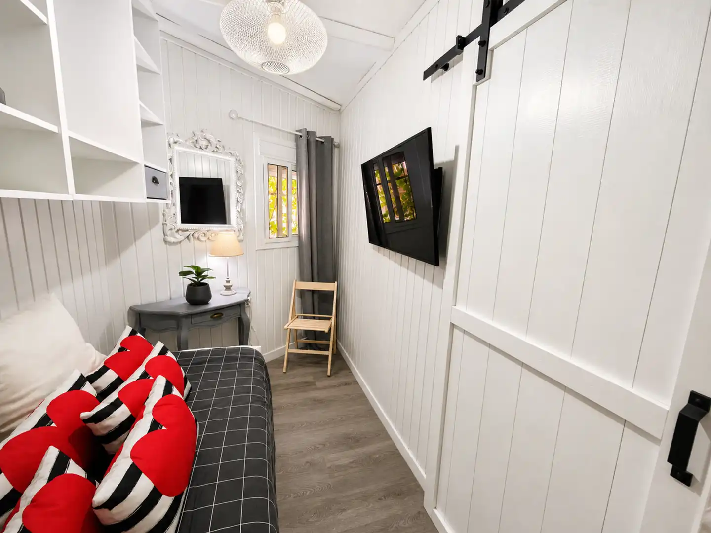 Dormitori de Apartament en venda en Manilva amb Aire condicionat, Terrassa i Piscina