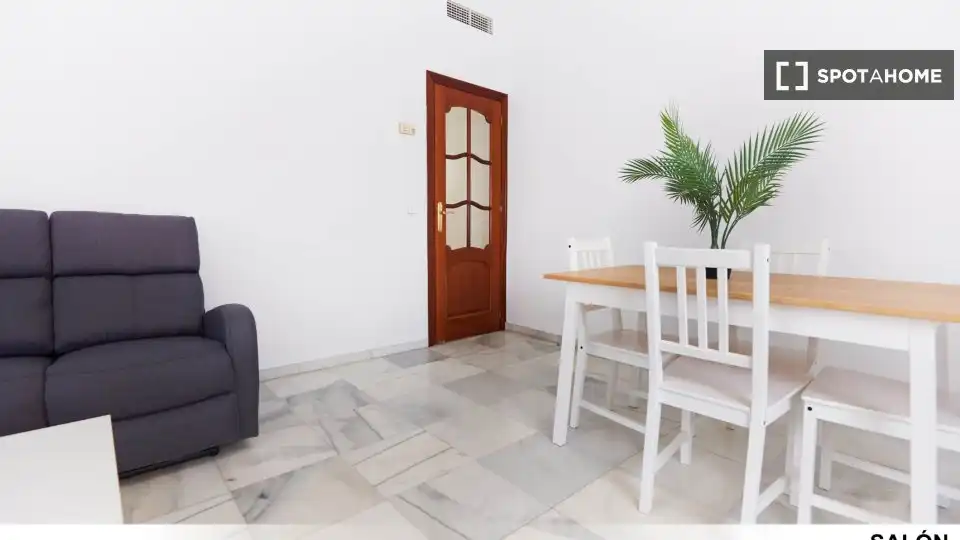 Room in Tiro de Línea