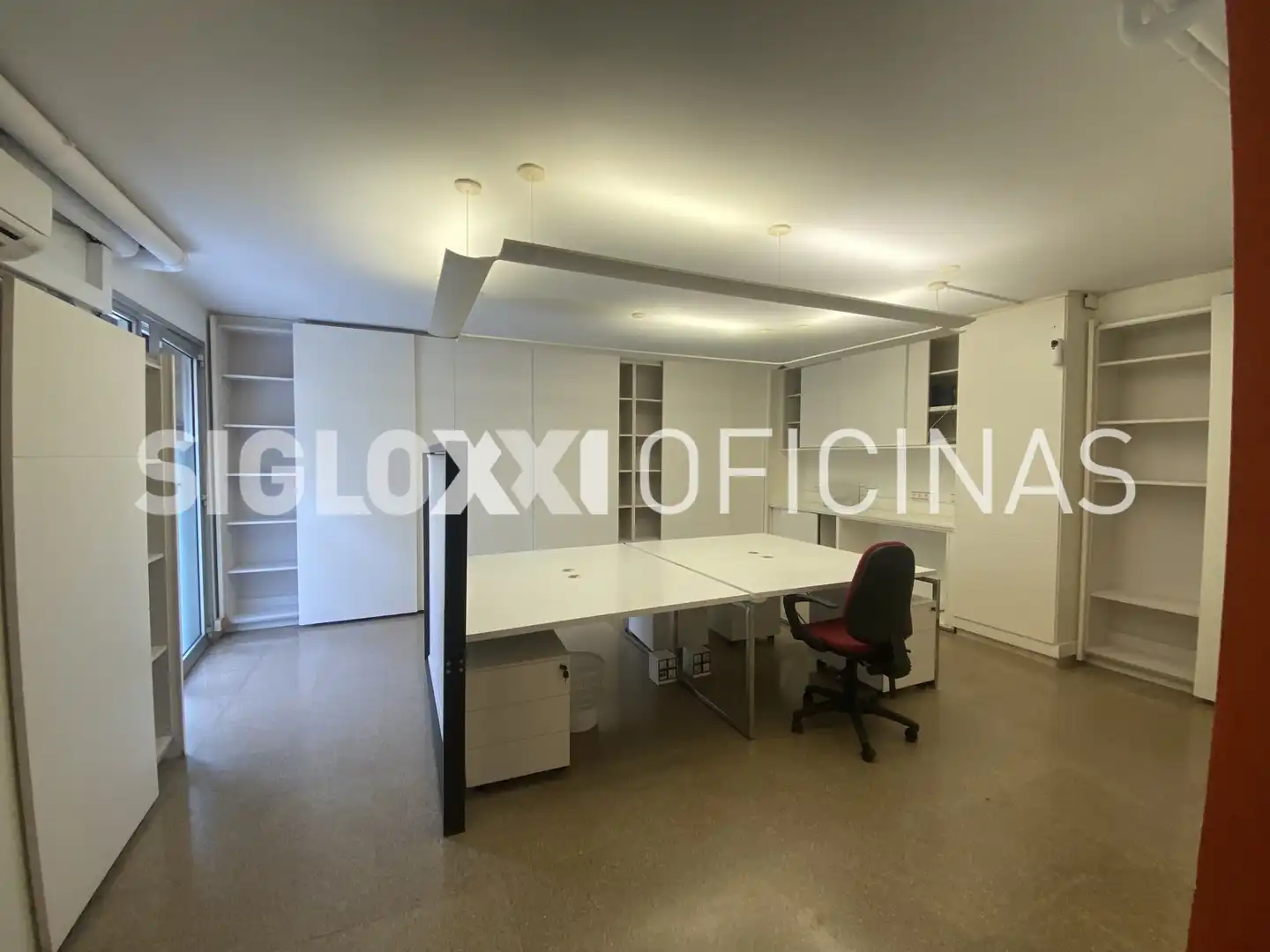 Büro zur Miete in Barcelona mit Klimaanlage, Heizung und Möbliert