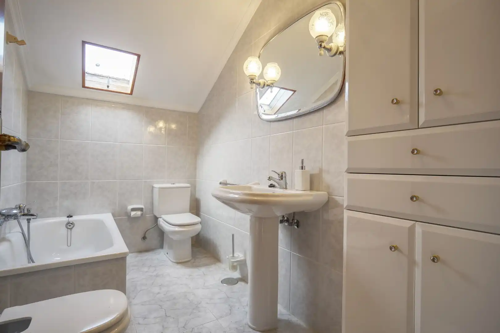Baño de Casa o chalet en venta en Mugardos con Calefacción, Jardín privado y Terraza