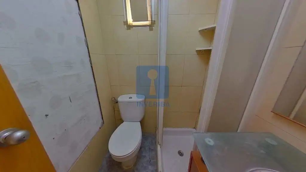 Baño de Casa o chalet en venta en Olesa de Montserrat con Terraza, Piscina y Alarma