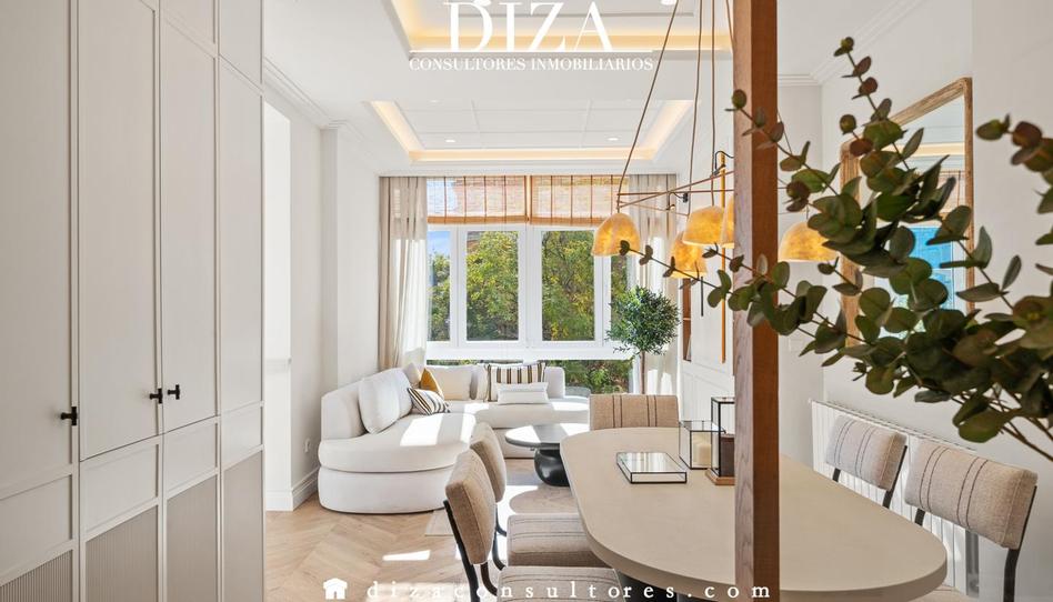 Foto 1 de Piso en venta en Ibiza de Madrid, Madrid