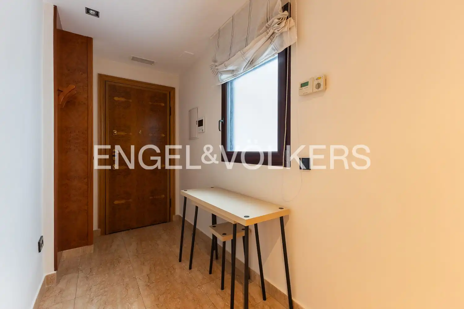 Maisonette zur Miete in Valencia mit Klimaanlage, Heizung und Parkett