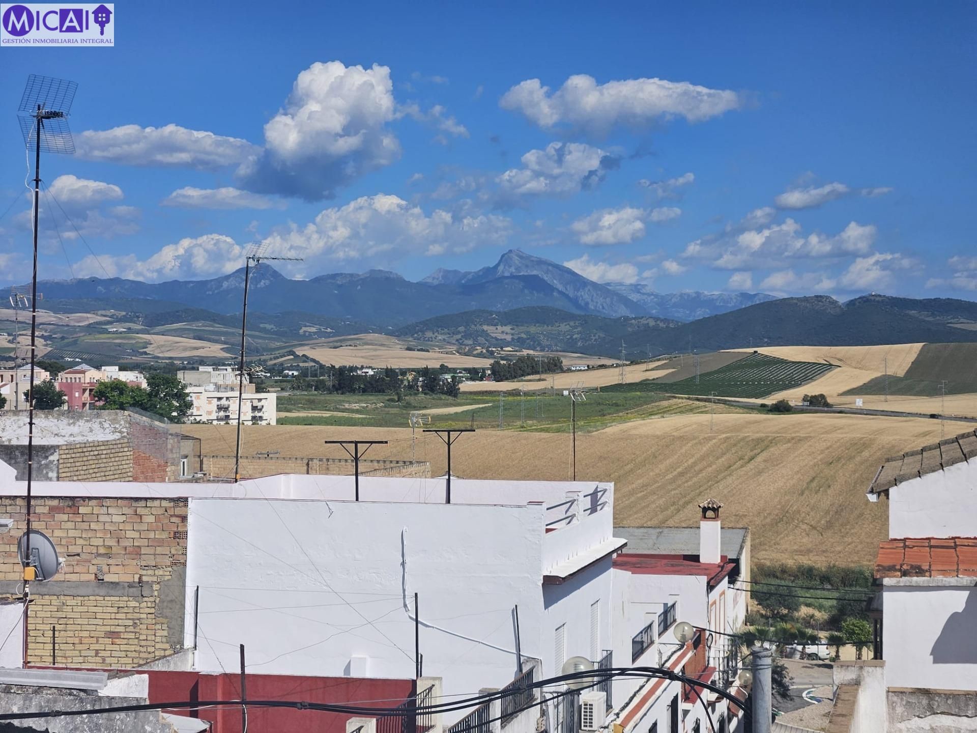 Vista exterior de Casa o xalet en venda en Villamartín amb Terrassa i Traster