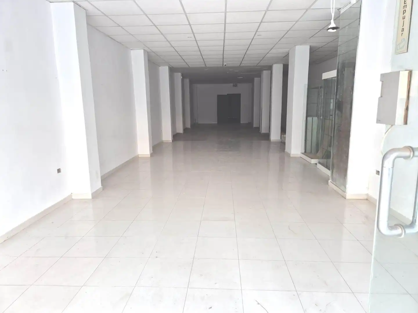 Local en venta en Llíria con Terraza