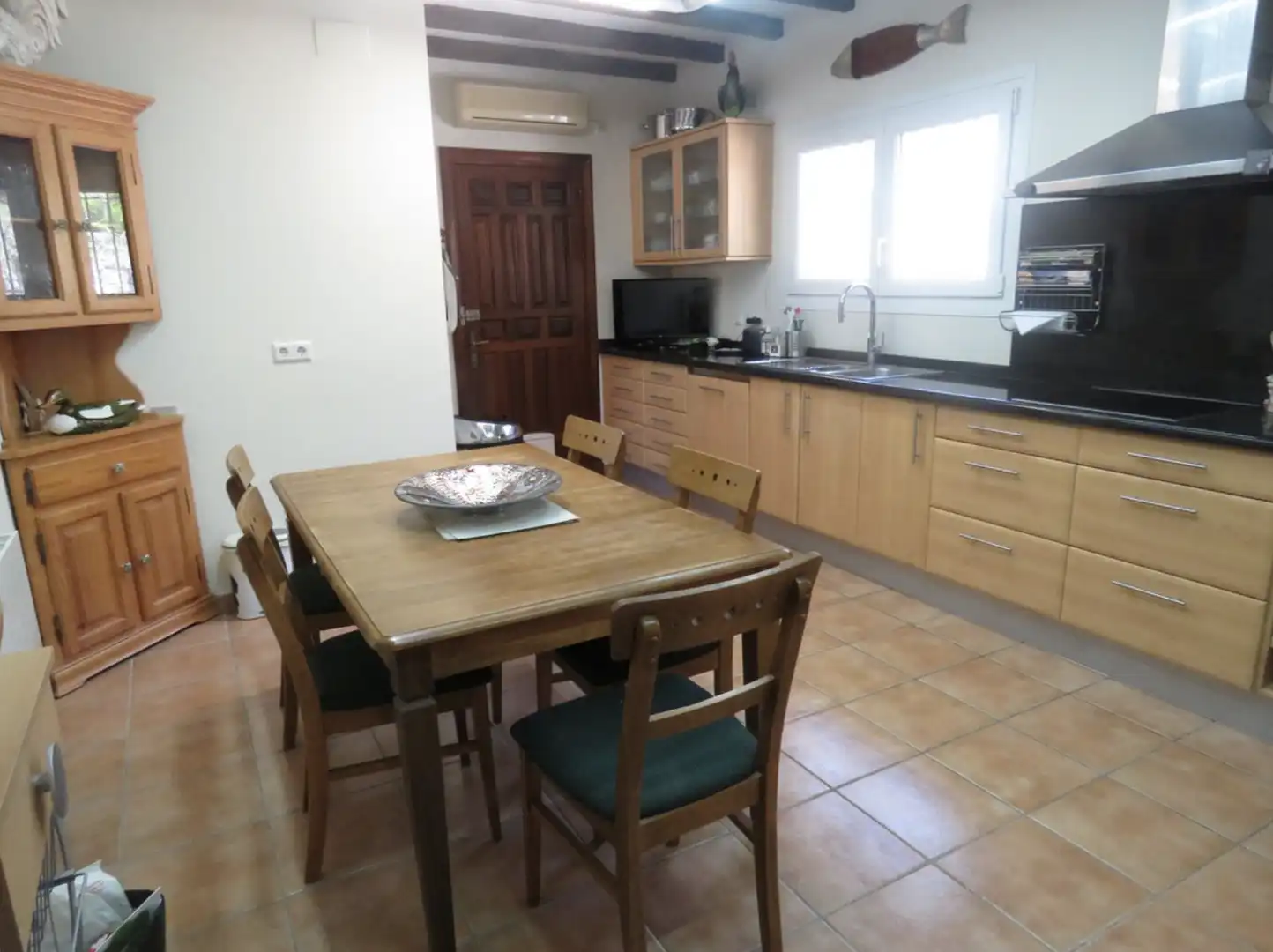 Cocina de Casa o chalet en venta en Benahavís con Aire acondicionado, Calefacción y Jardín privado