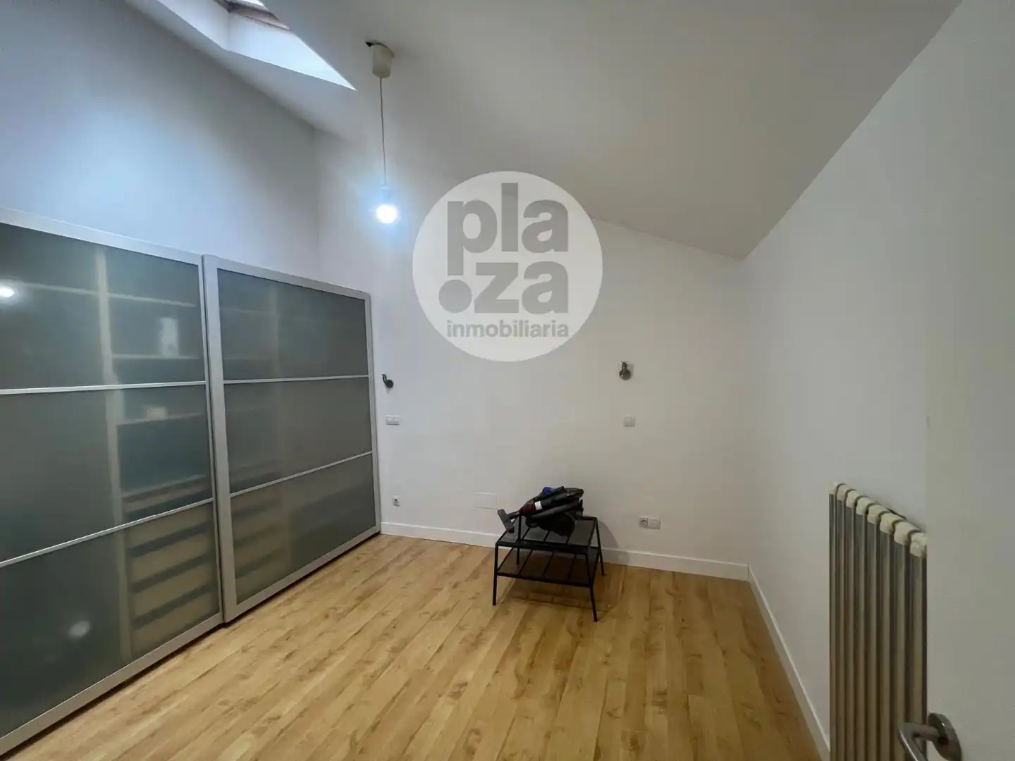 Flat for sale in Burgos  with Air Conditioner and Heating