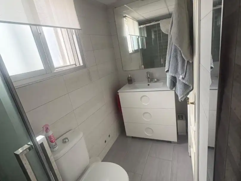 Bathroom of Flat for sale in Alcalá la Real, Jaén