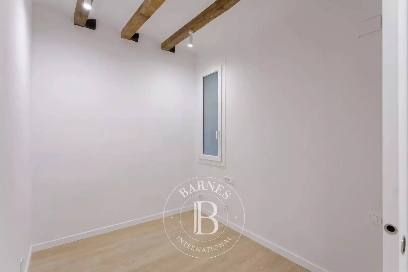 Wohnung zum Verkauf in Barcelona mit Klimaanlage