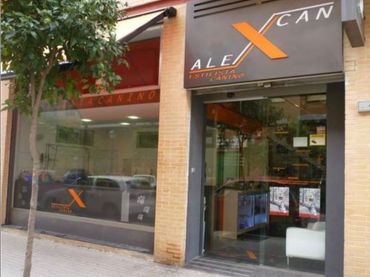 Local comercial en venda a Calle Enric Taulet 6