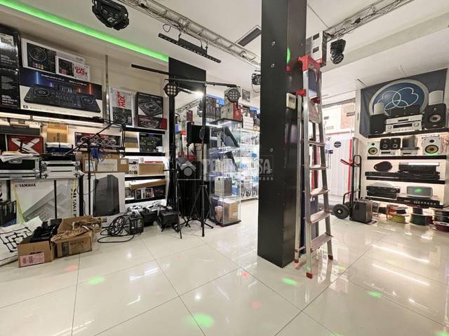 Local comercial en Venta en Palos de Moguer