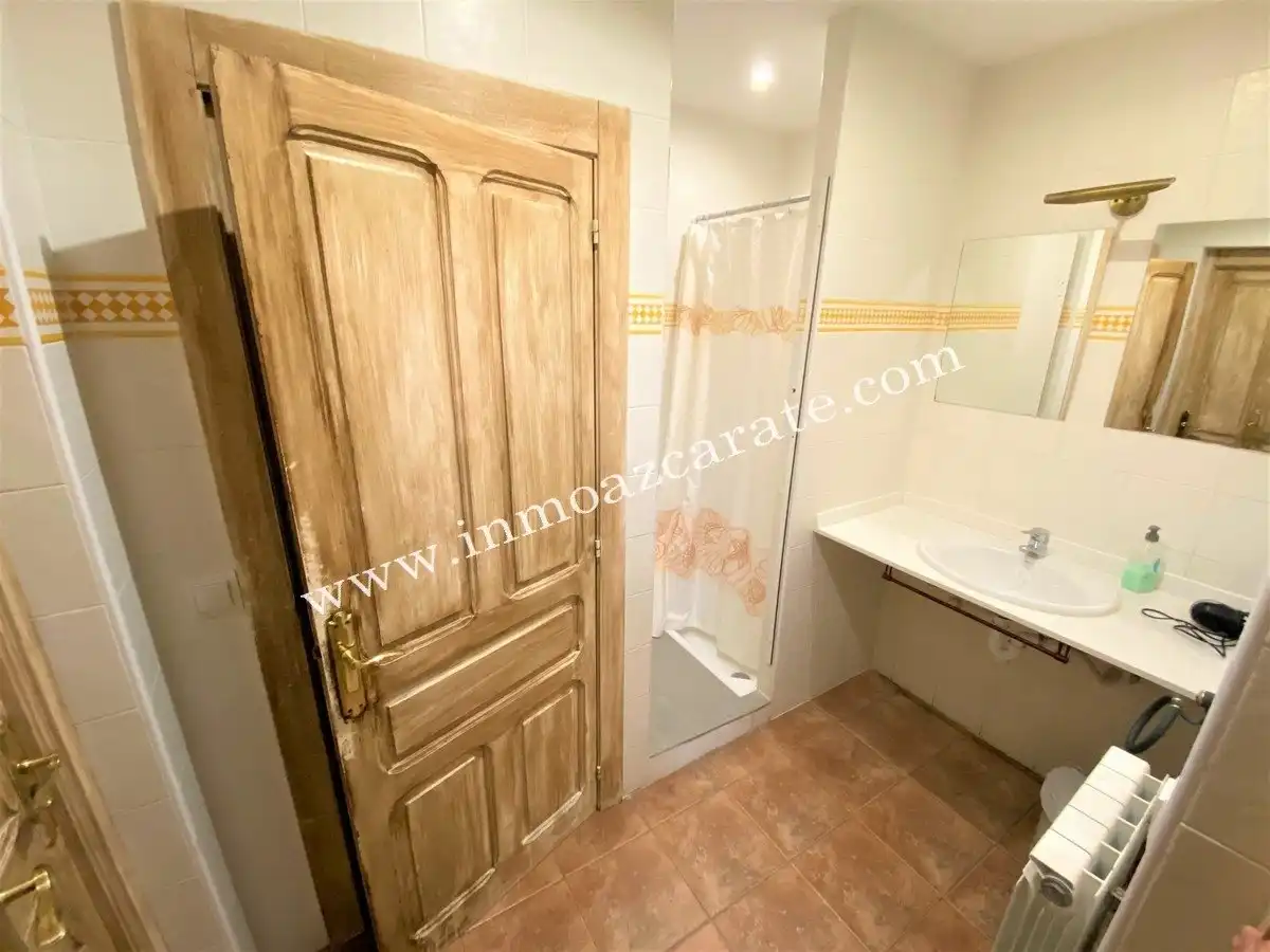 Baño de Edificio en venta en Valle de Yerri / Deierri