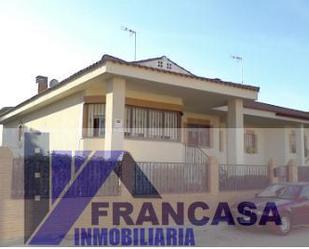 Exterior view of House or chalet for sale in Yuncler  with Swimming Pool