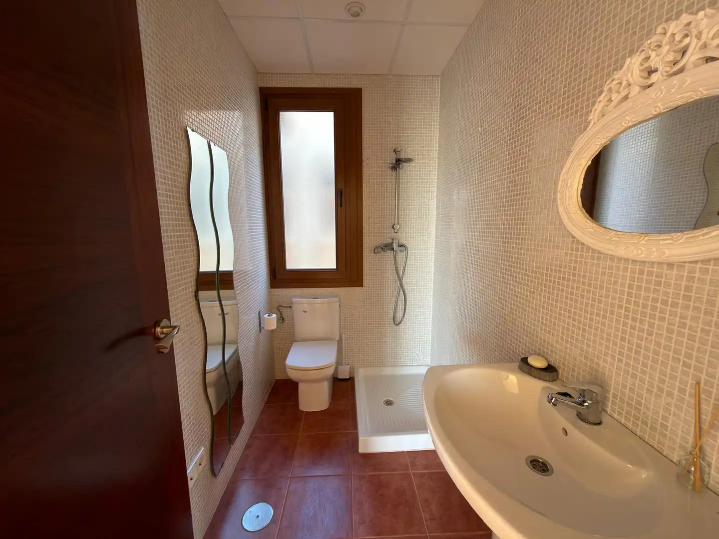 Baño de Piso en venta en Cartagena con Parquet, Horno y Balcón