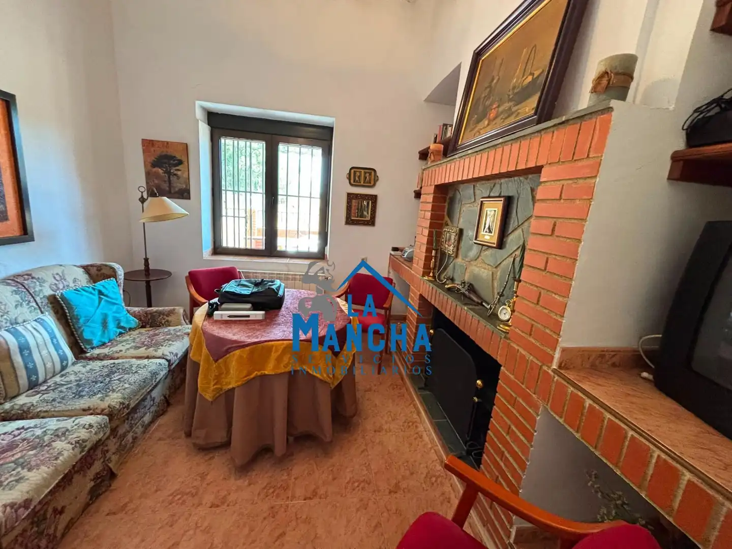 Casa o chalet en venta en Hoya-Gonzalo con Calefacción, Jardín privado y Amueblado
