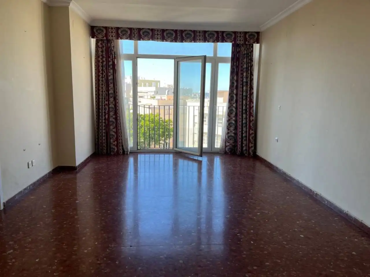 Habitación de Piso en venta en Cádiz con Terraza