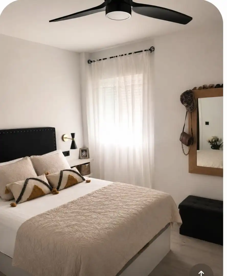 Bedroom of Flat for rent in Úbeda  with Air Conditioner, Terrace and Storage room