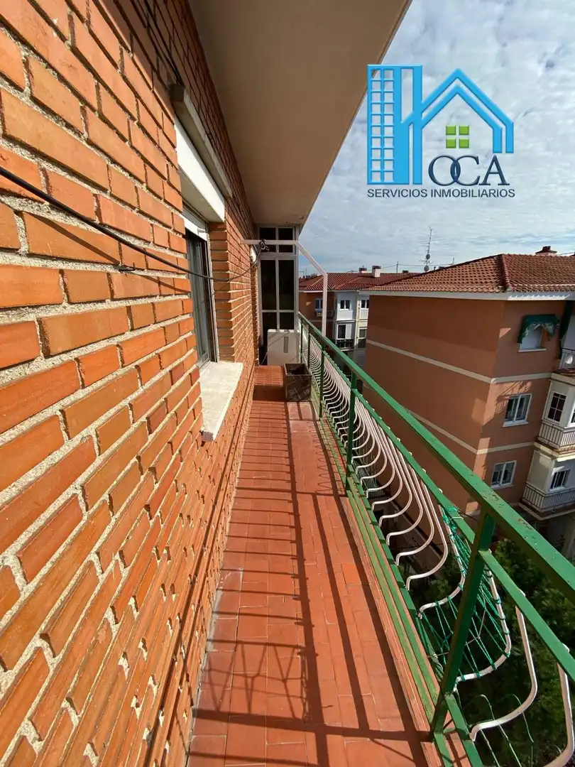 Flat for sale in Calle Mercedes Domingo, Opañel