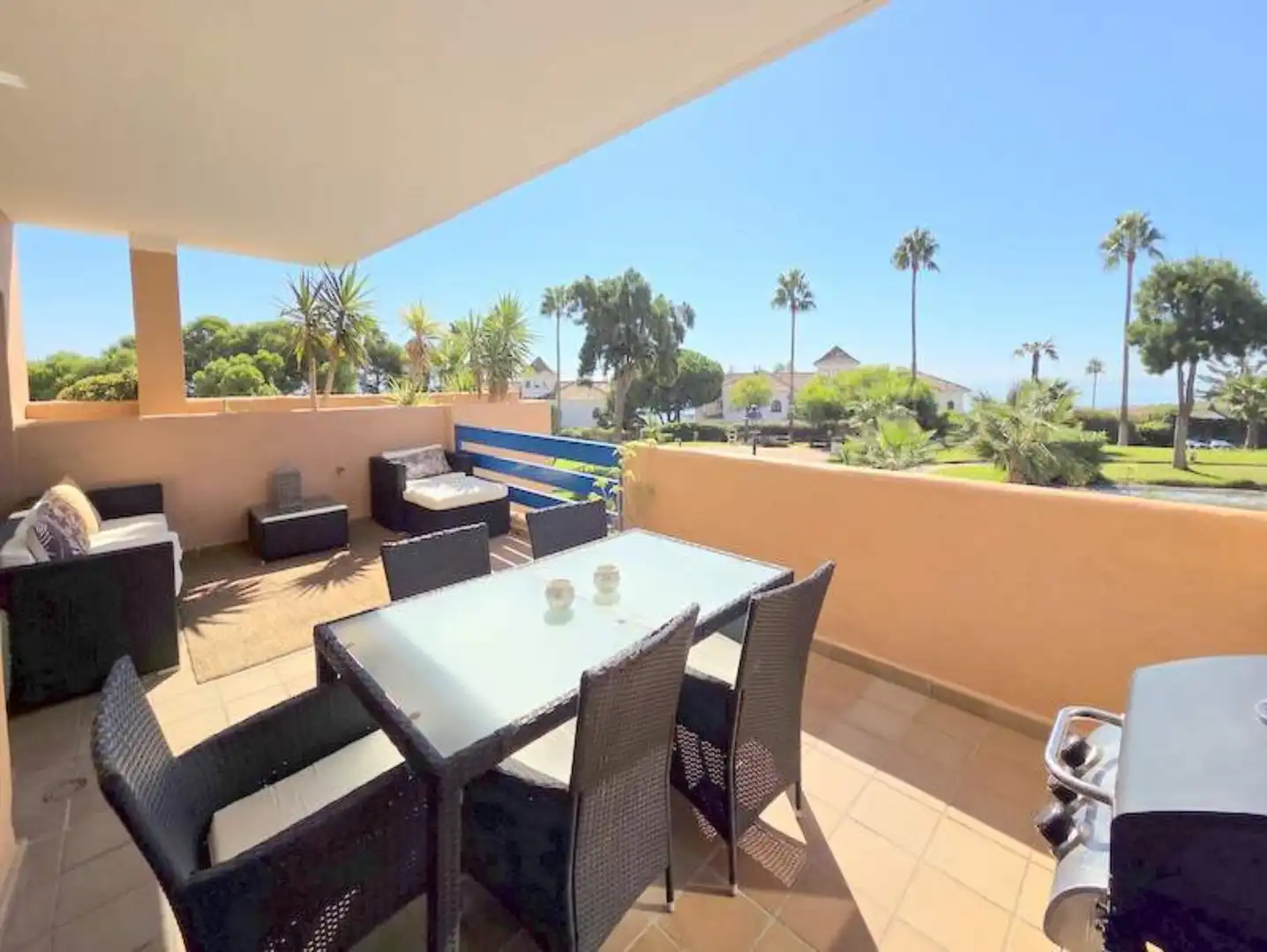 Terrassa de Apartament en venda en Manilva amb Aire condicionat, Terrassa i Moblat