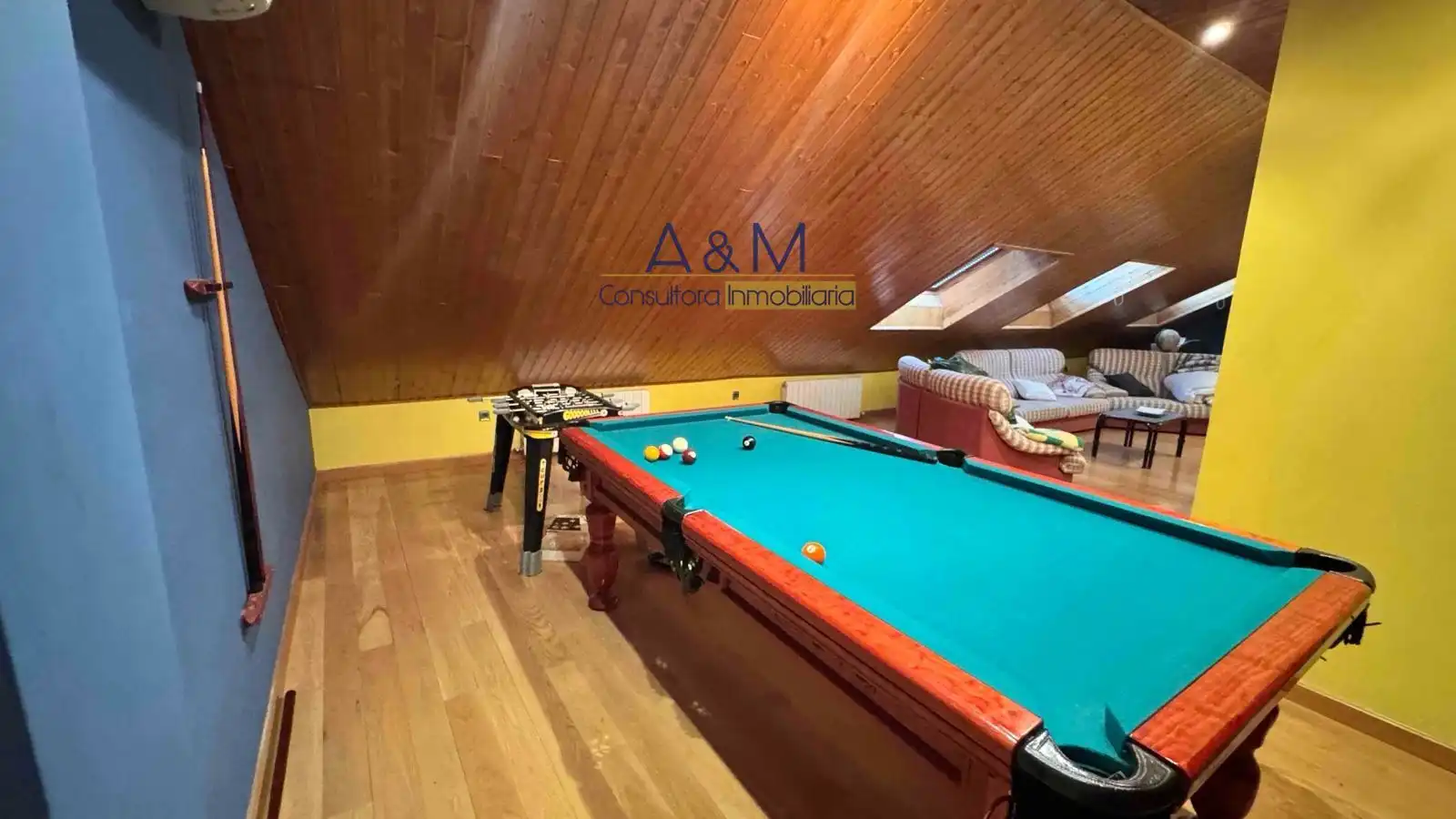 Houses for sale in Santovenia de Pisuerga  with Air Conditioner, Heating and Terrace