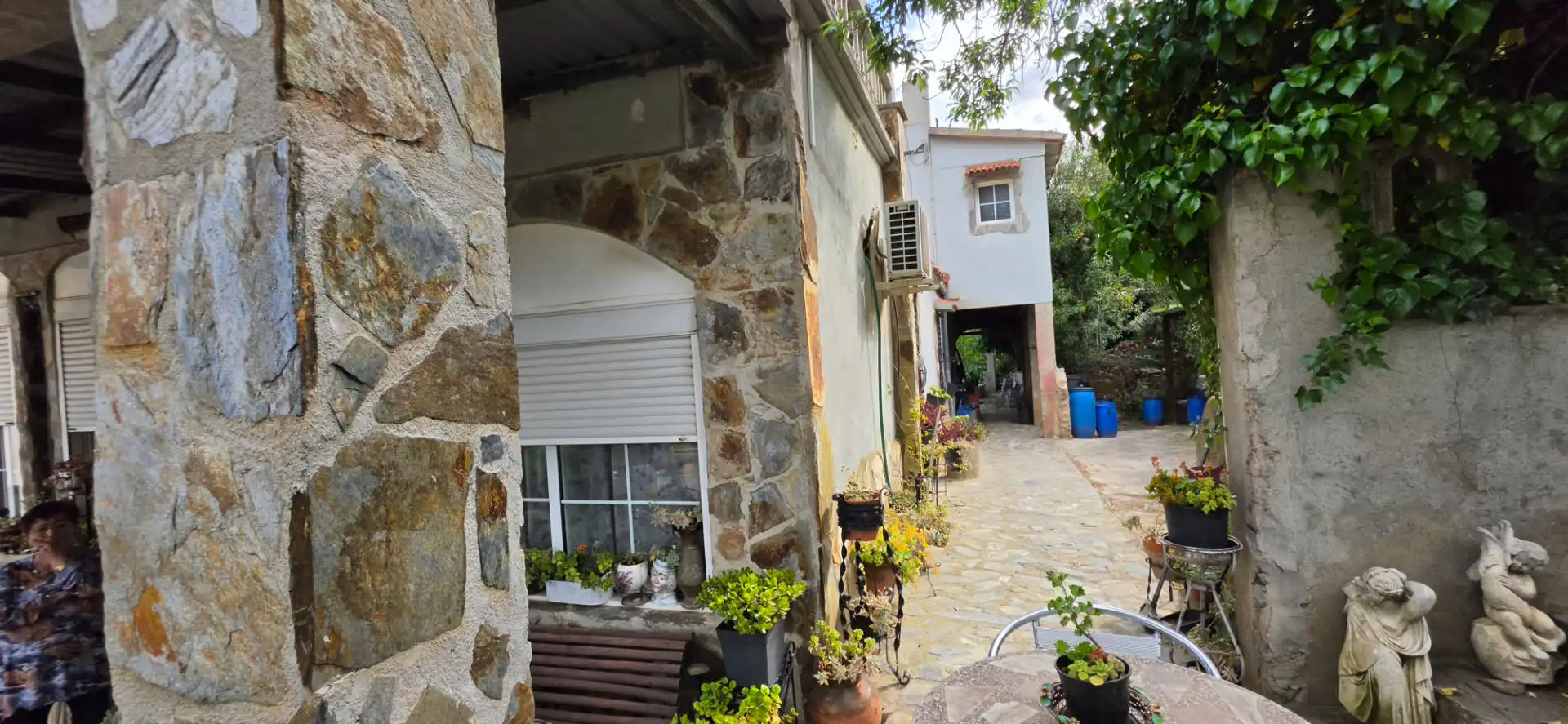 Vista exterior de Casa o xalet en venda en Castellbisbal amb Aire condicionat i Piscina