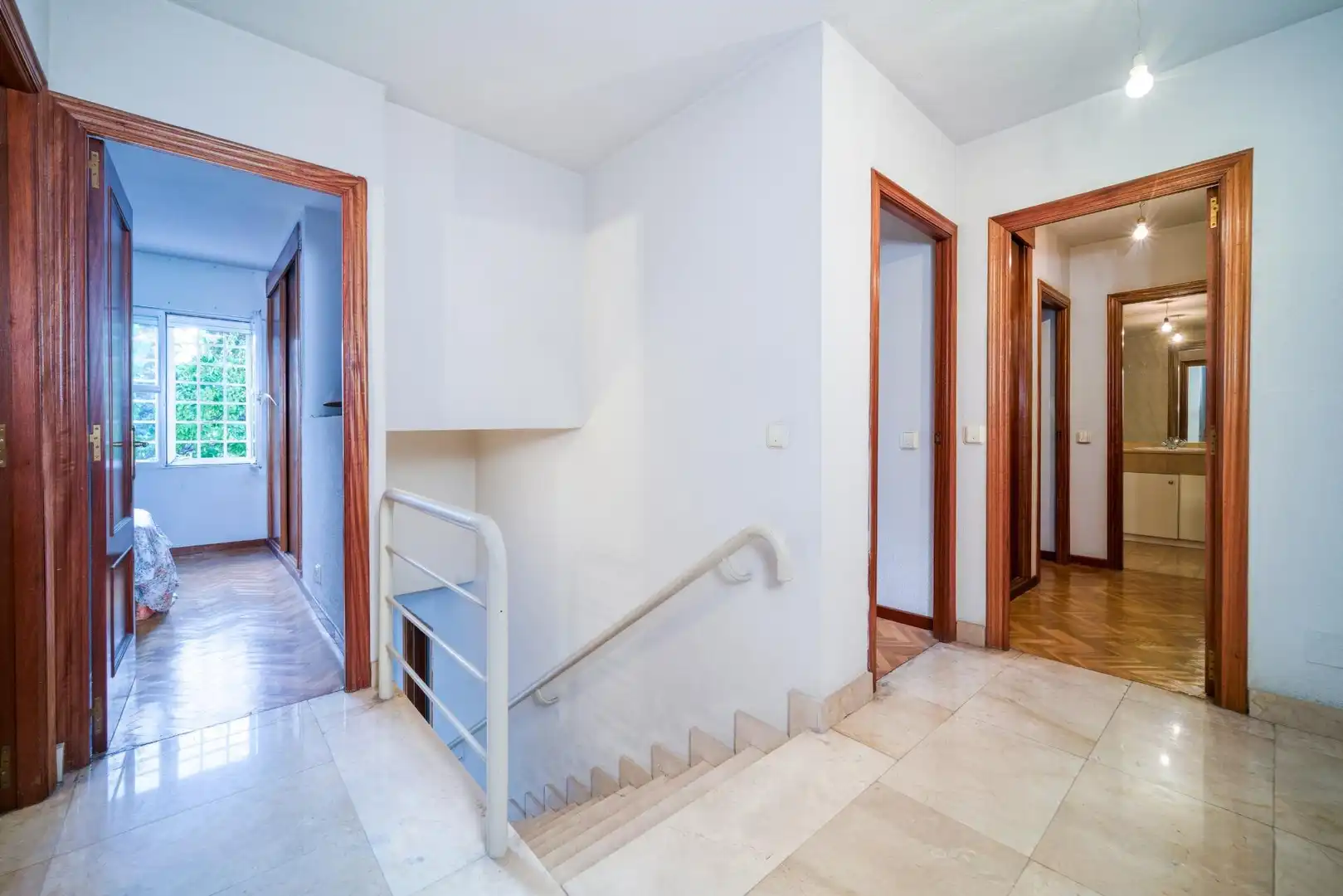 Casa adosada en venta en Pozuelo de Alarcón con Calefacción, Jardín privado y Terraza