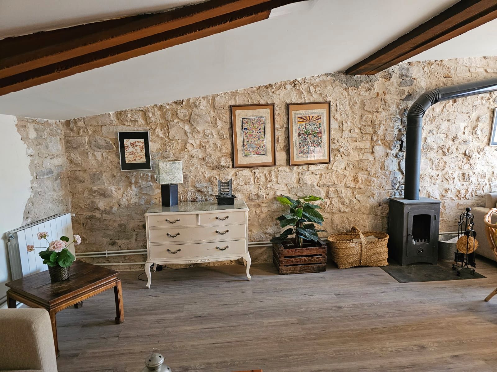 Sala d'estar de Casa o xalet en venda en Ciutadilla amb Calefacció, Terrassa i Moblat
