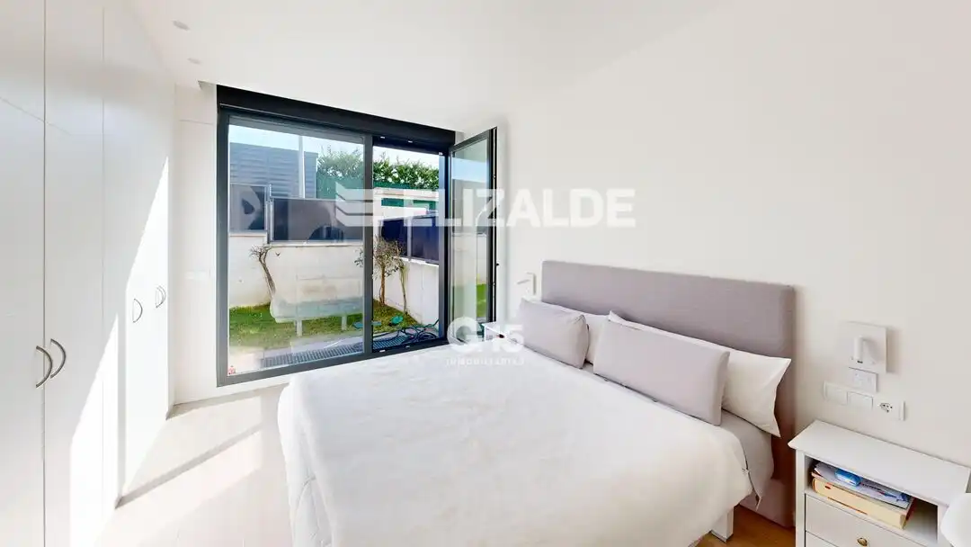 Habitación de Casa o chalet en venta en Donostia - San Sebastián  con Calefacción, Jardín privado y Terraza