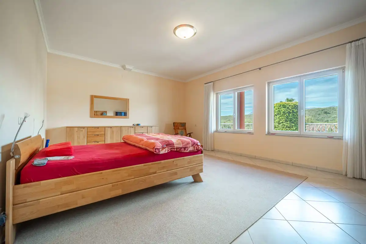Villa mit Pool zum Verkauf in Avenida Benamara 15, imagen 10