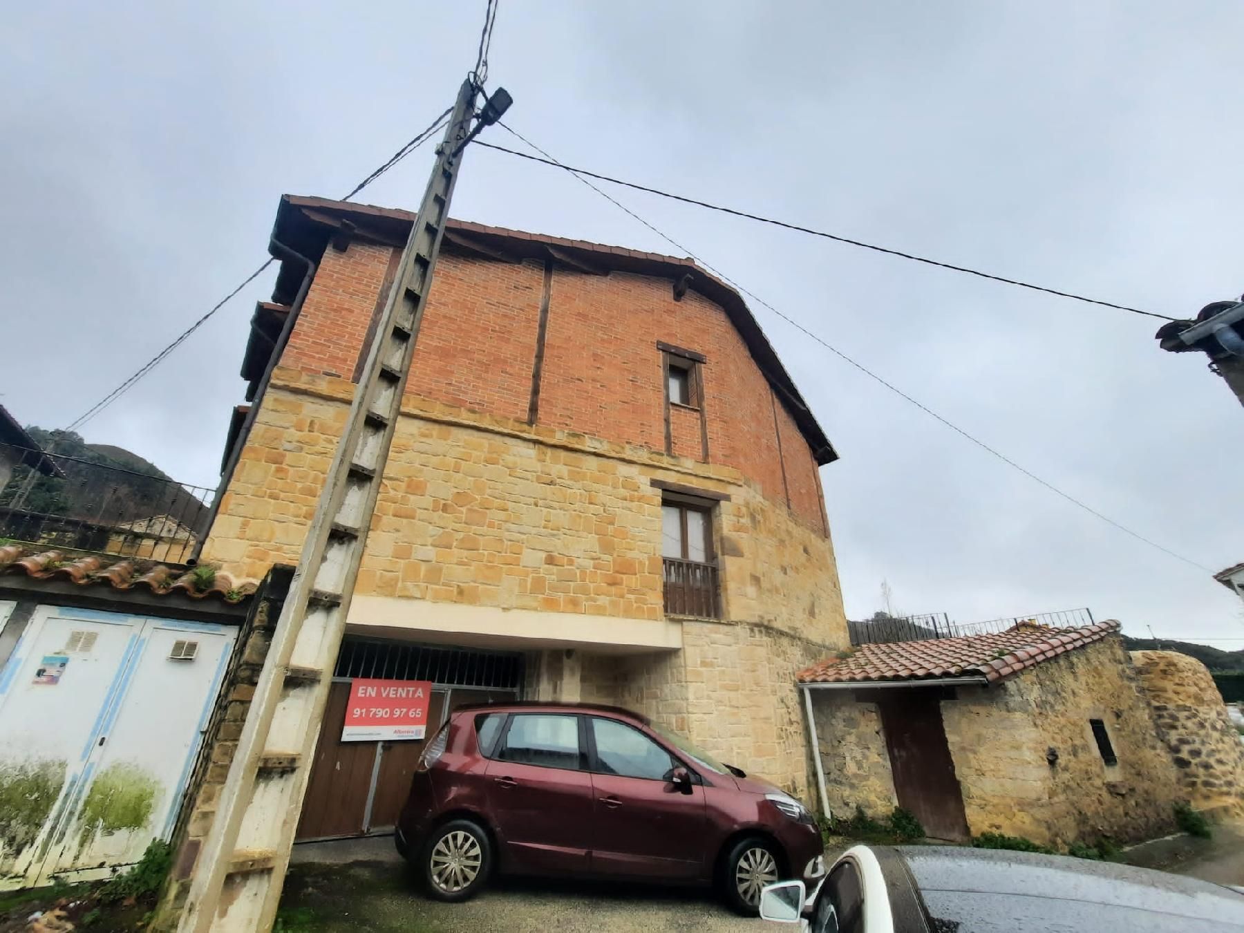 Exterior view of Garage for sale in Val de San Vicente 