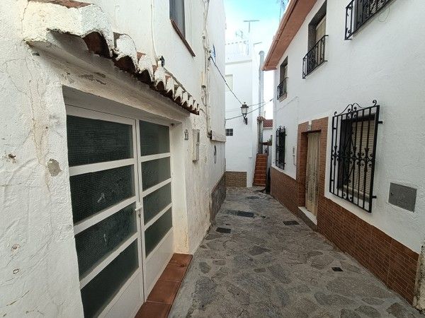House or chalet for sale in Estacion, Lentegí