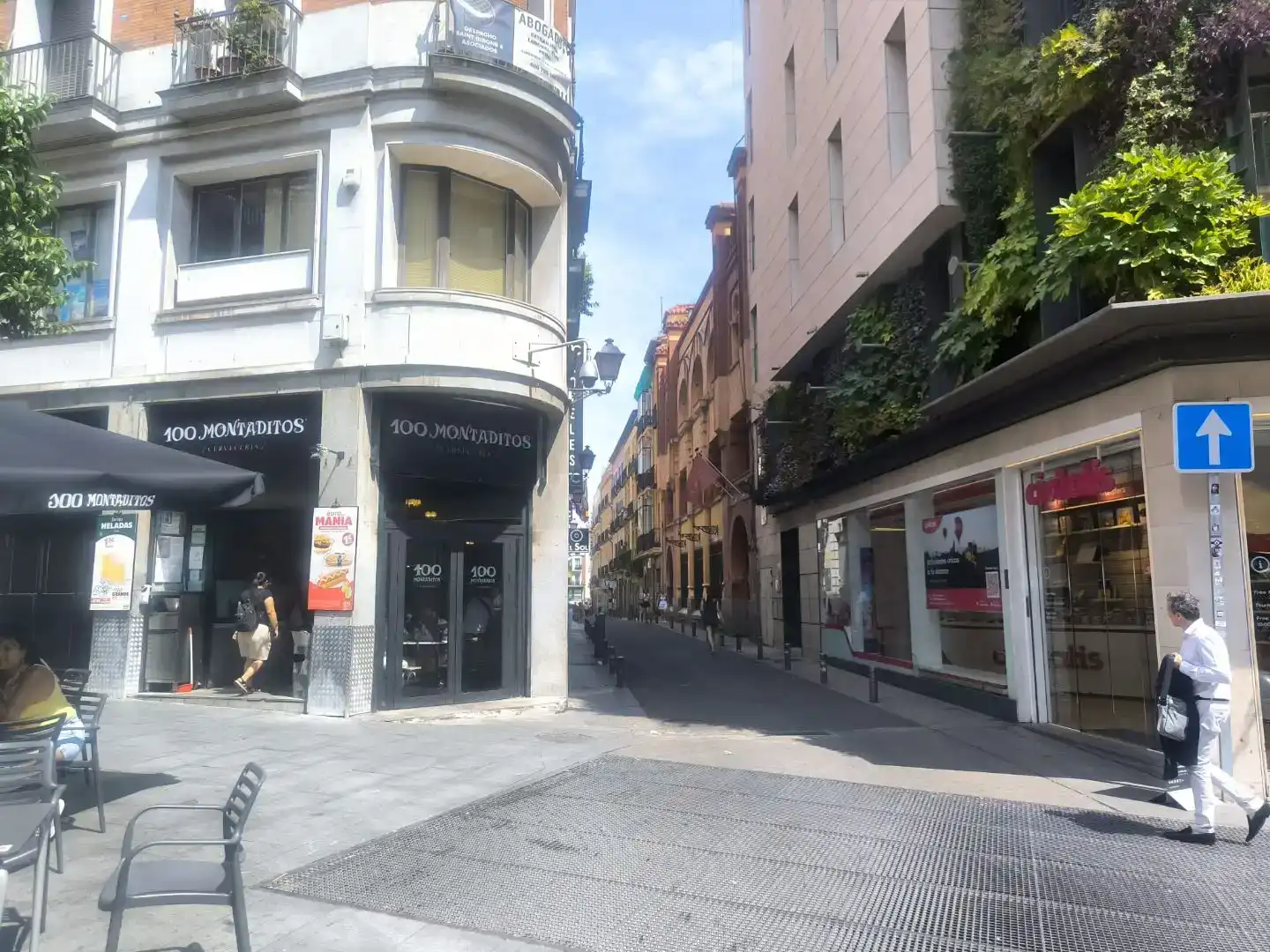 Flat for rent in Calle de Los Jardines, 11, Sol