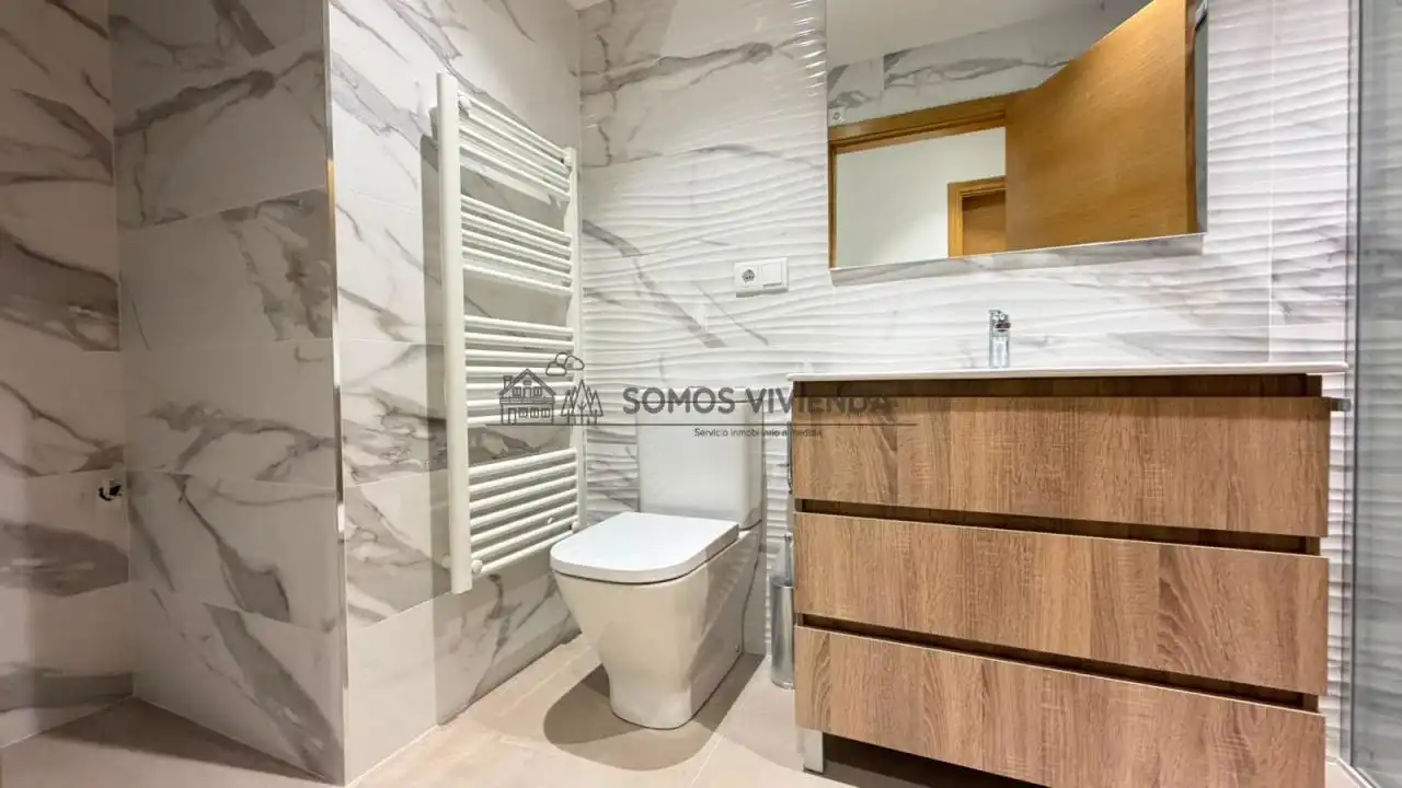 Baño de Piso en venta en Ourense Capital  con Calefacción
